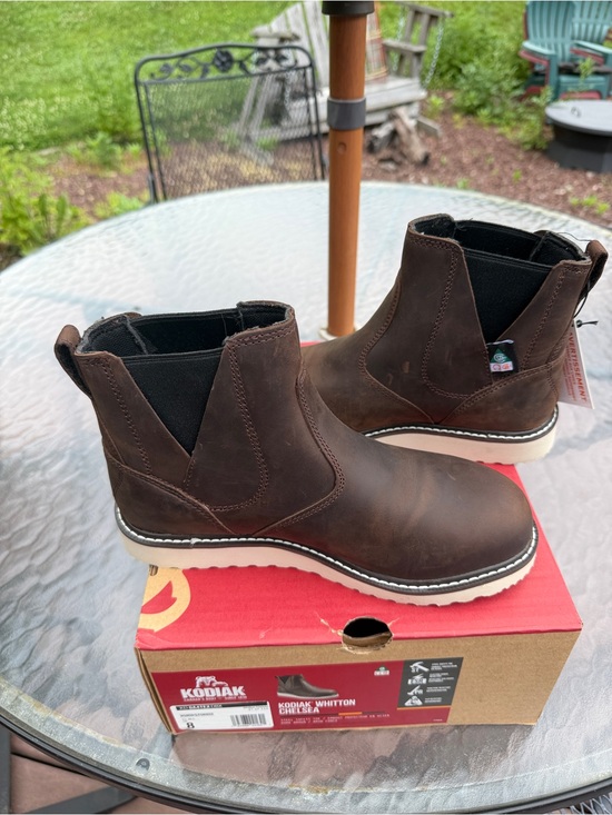 Kodiak Shoes - Kodiak Women’s Brown Leather steel toe Boots with White Sole
